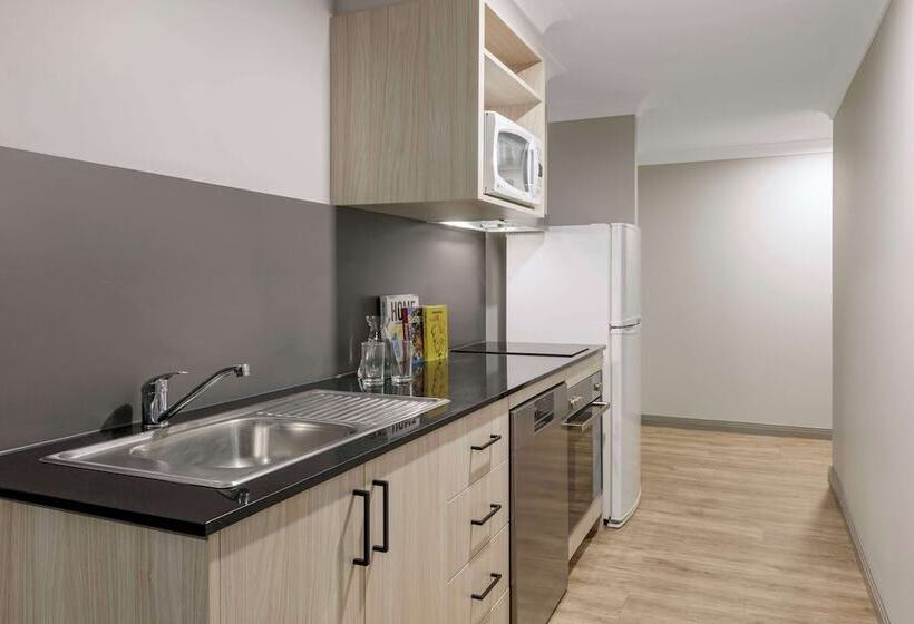 Апартаменты 1 Спальня, Oaks Sydney North Ryde Suites