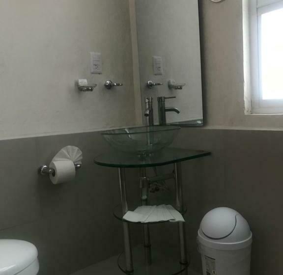 Standardzimmer, Malinalli Express
