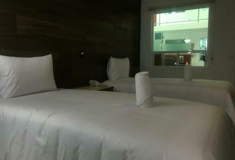 Standardzimmer, Malinalli Express