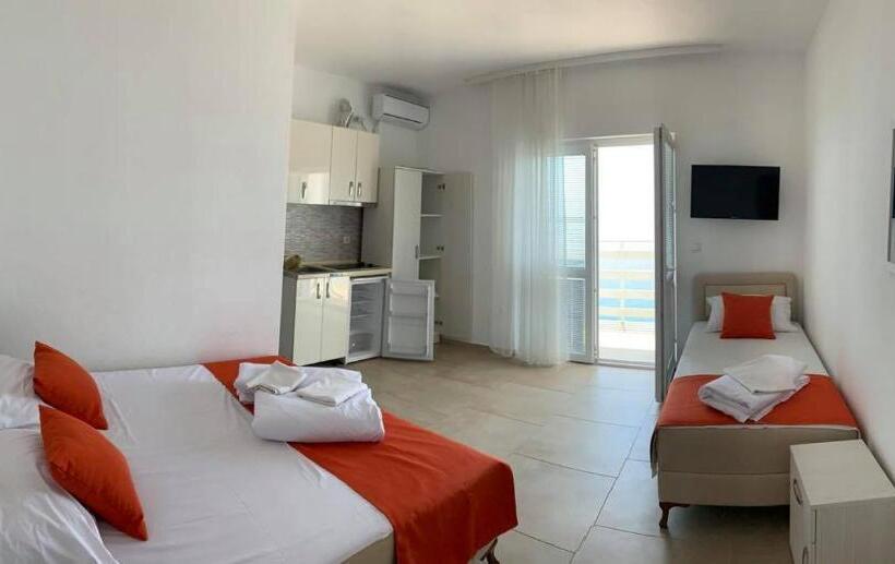 استودیوی استاندارد با چشم‌انداز دریا, Jelić Apartmani