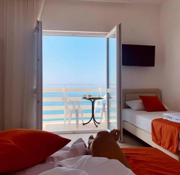 استودیوی استاندارد با چشم‌انداز دریا, Jelić Apartmani