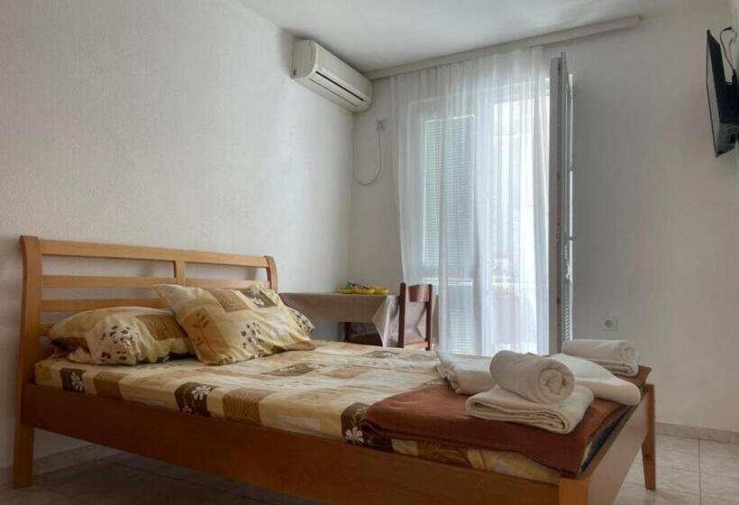 استودیو استاندارد با تراس, Jelić Apartmani