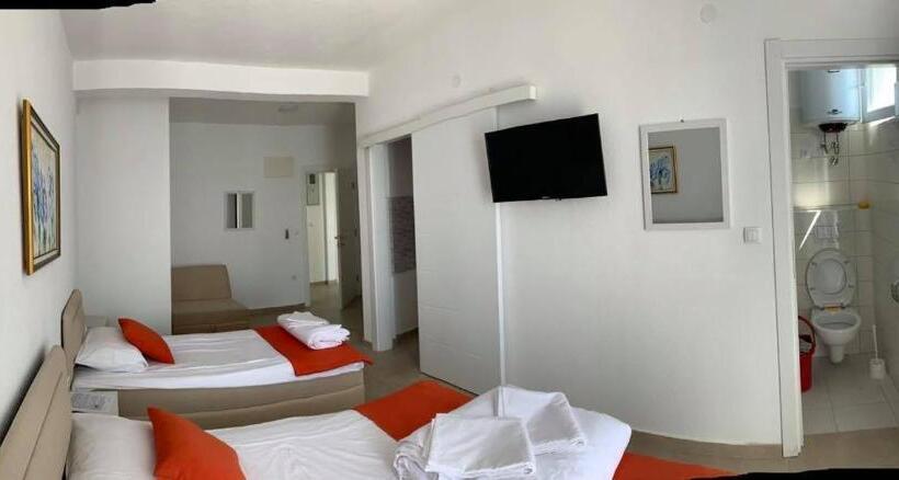 استودیوی استاندارد با چشم‌انداز دریا, Jelić Apartmani