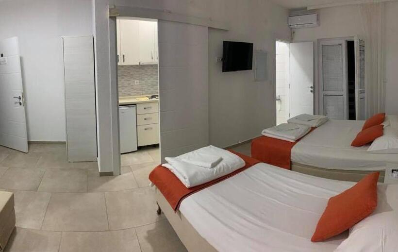 استودیوی استاندارد با چشم‌انداز دریا, Jelić Apartmani