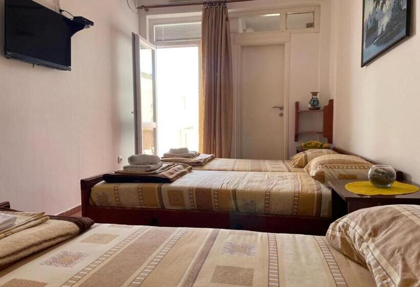 استودیوی استاندارد, Jelić Apartmani