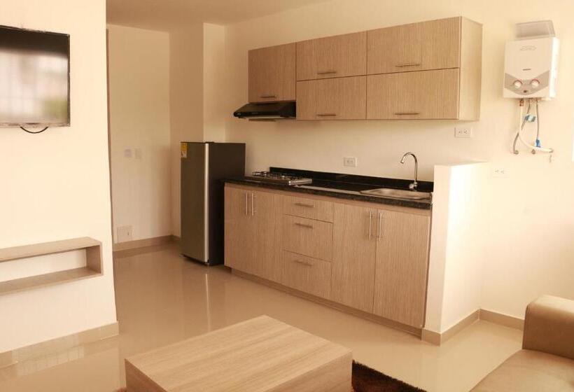 اتاق استاندارد سه نفره, Aparta Suites La Flora