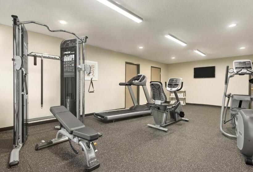Стандартный Номер Кровать Кинг, Country Inn & Suites By Radisson, Platteville, Wi