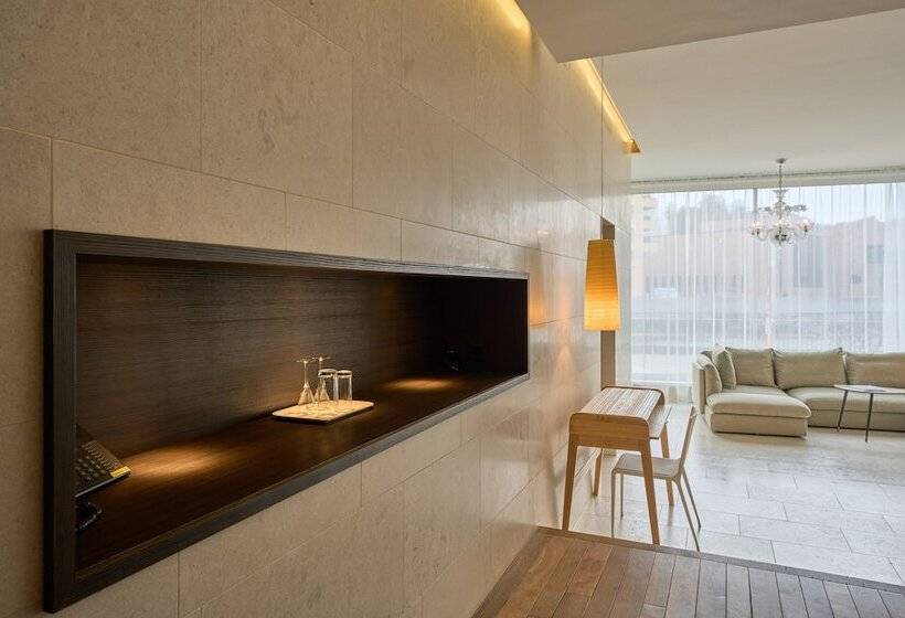 Люкс Повышенной Комфортности, Limmathof Baden   Historisches Haus & Spa