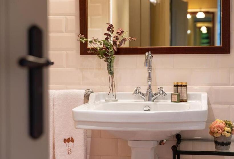 Номер Стандарт Трехместный, Bremon Boutique Hotel By Duquessa Hotel Collection