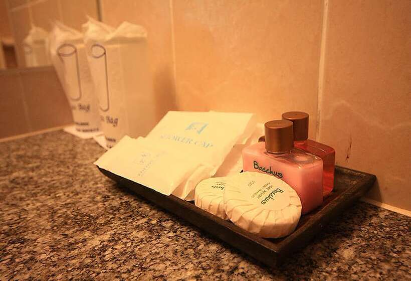 اتاق لوکس با چشم‌انداز دریا, Bacchus Home Resort