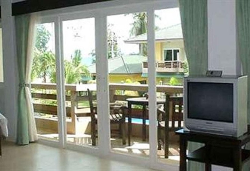 اتاق خانوادگی, Bacchus Home Resort