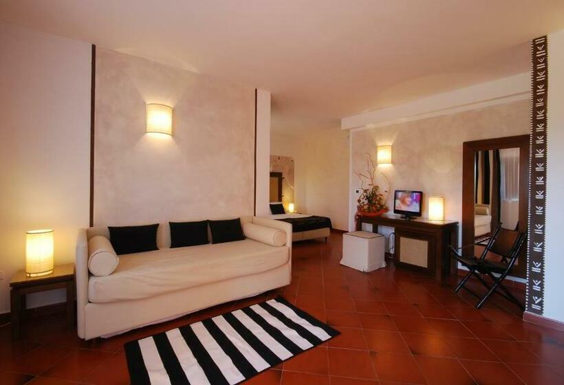 Четырехместный Номер Стандарт, Cala Rosa Club