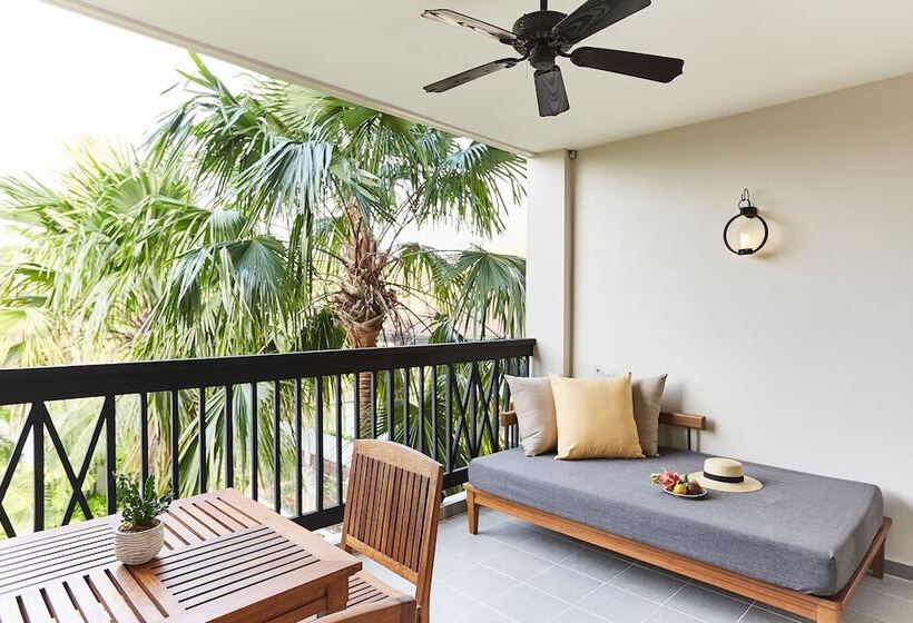 اتاق لوکس با چشم‌انداز باغ, Bandara Resort And Spa, Samui