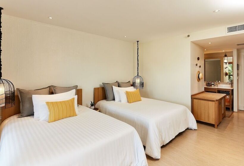 اتاق لوکس با چشم‌انداز باغ, Bandara Resort And Spa, Samui