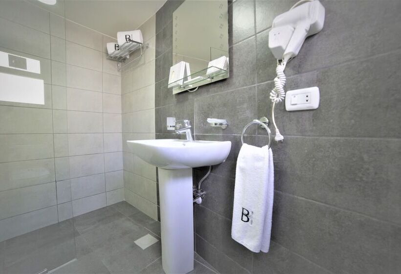 سوییت اجرایی, Beverly Hotel Beirut
