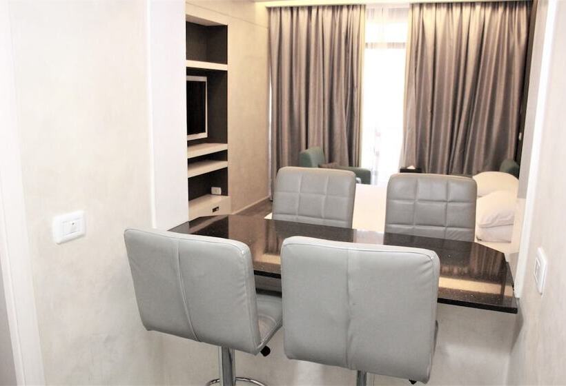 سوئیت خانواده 2 خوابه, Beverly Hotel Beirut
