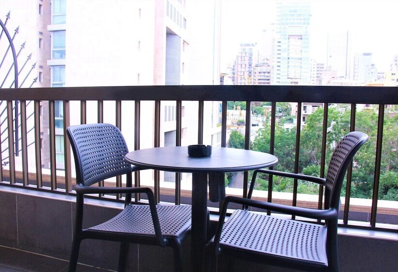 سوییت, Beverly Hotel Beirut