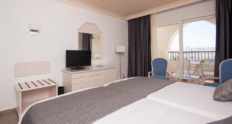 Номер Superior, Mac Puerto Marina Benalmádena