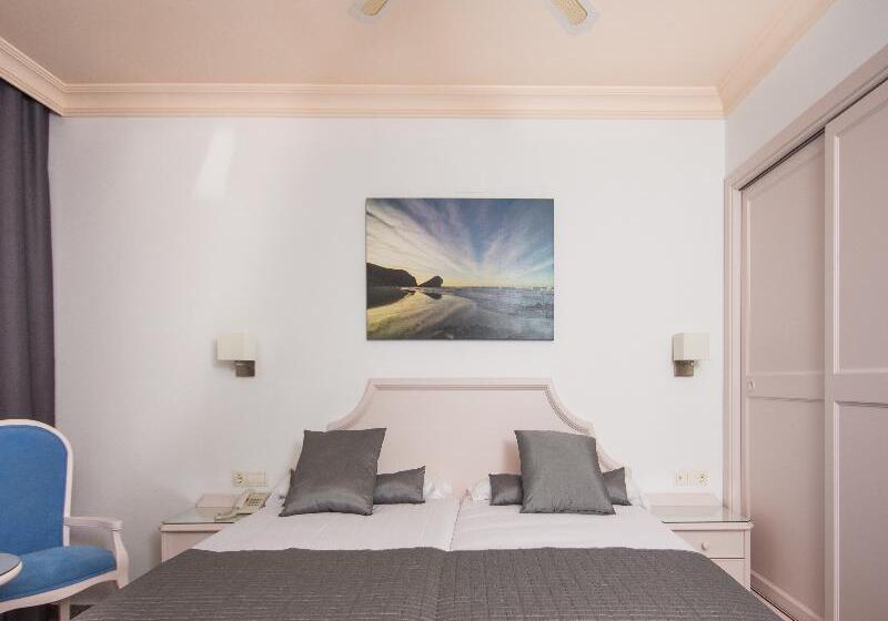 Номер Superior, Mac Puerto Marina Benalmádena