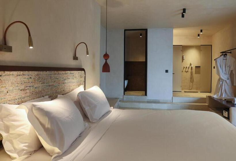 سوییت اجرایی, Meroviglia Boutique