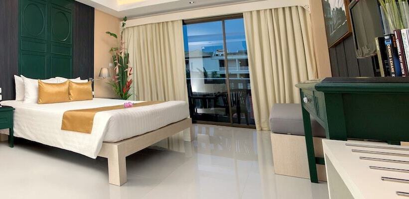 발코니 디럭스 룸, The Old Phuket   Karon Beach Resort   Sha Plus
