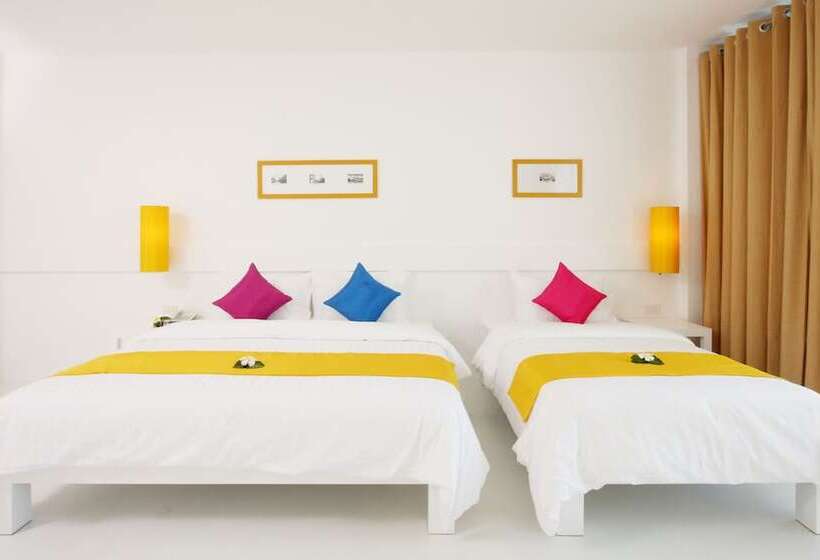 디럭스 룸, The Old Phuket   Karon Beach Resort   Sha Plus