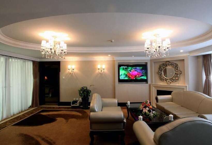 سوییت لوکس, Beijing Continental Grand