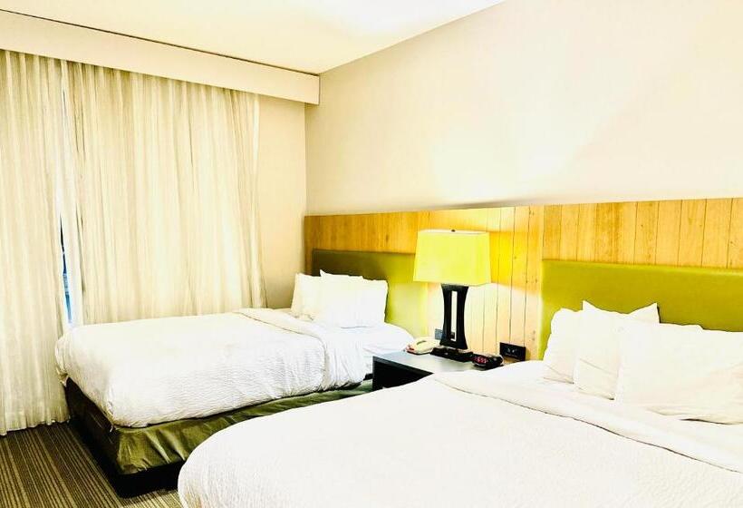 Deluxe Familiekamer, Radiant Inn And Suites