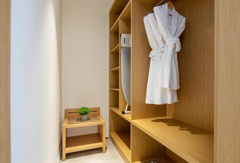 Quarto Triplo Estandar, Sanya South China