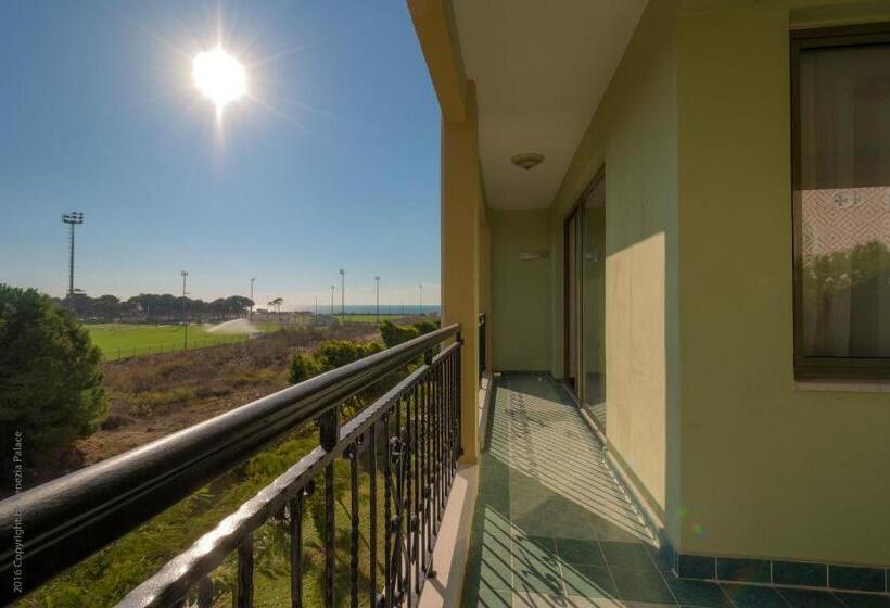 Семейный Номер Вид на Сад, Ducale Lara   Ultra All Inclusive