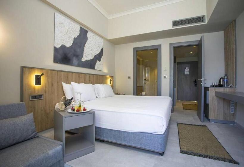 Номер Клуб, Yasmin Bodrum Resort