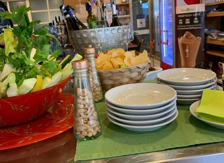 اتاق استاندارد یک نفره, Piada D'oro