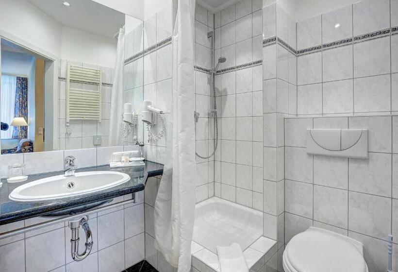 Семейный Номер, Haus Seeblick Hotel Garni & Ferienwohnungen