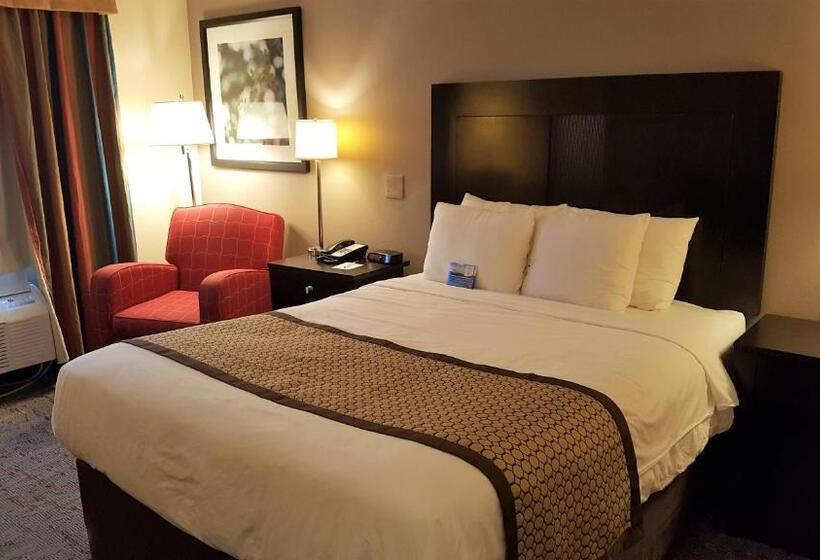 Студия Стандарт, Baymont By Wyndham Belleville Airport Area Free Airport Shuttle