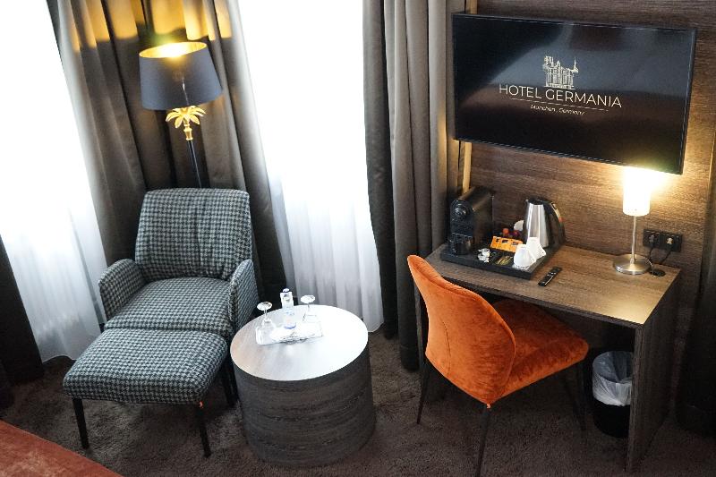 장애인을 위한 킹사이즈 침대 스탠다드 룸, Howard Johnson By Wyndham Scott Lafayette