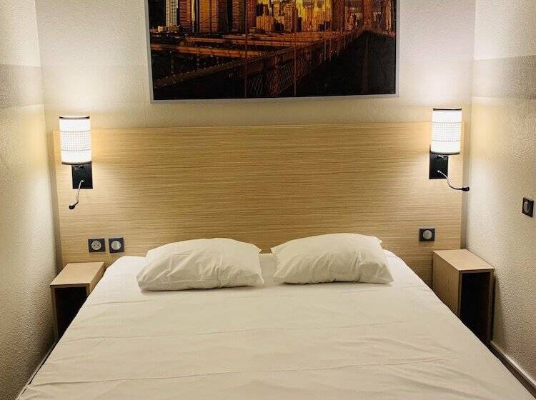 Номер Комфорт, Inn Design Dijon Sud