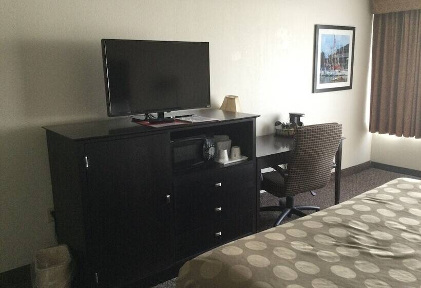 스탠다드 룸 더블 침대, Ramada By Wyndham Grayling Hotel & Conference Center