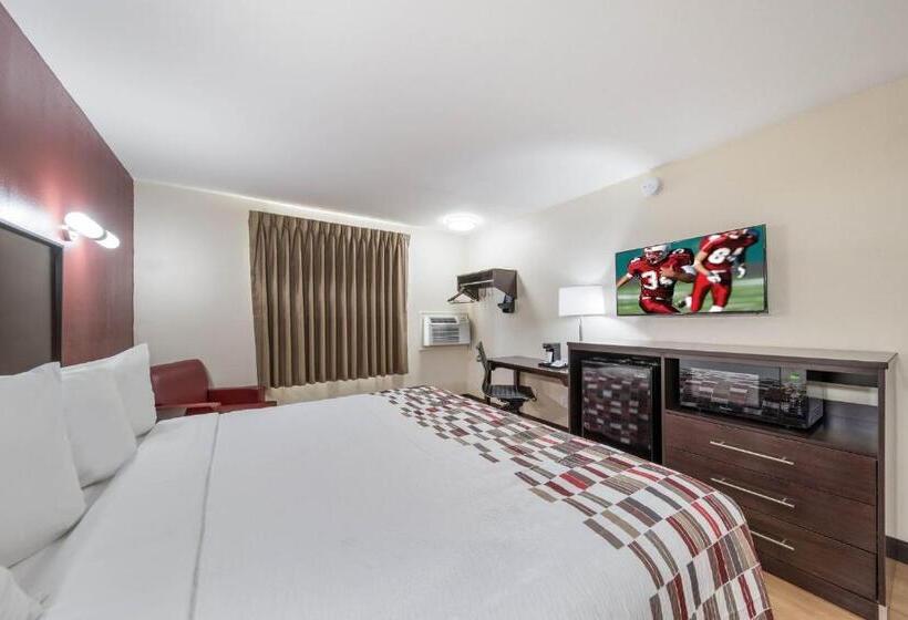带大床的豪华间, Red Roof Inn & Suites Denton
