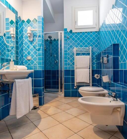 Трехместный Номер Комфорт, Best Western Hotel Blumarea