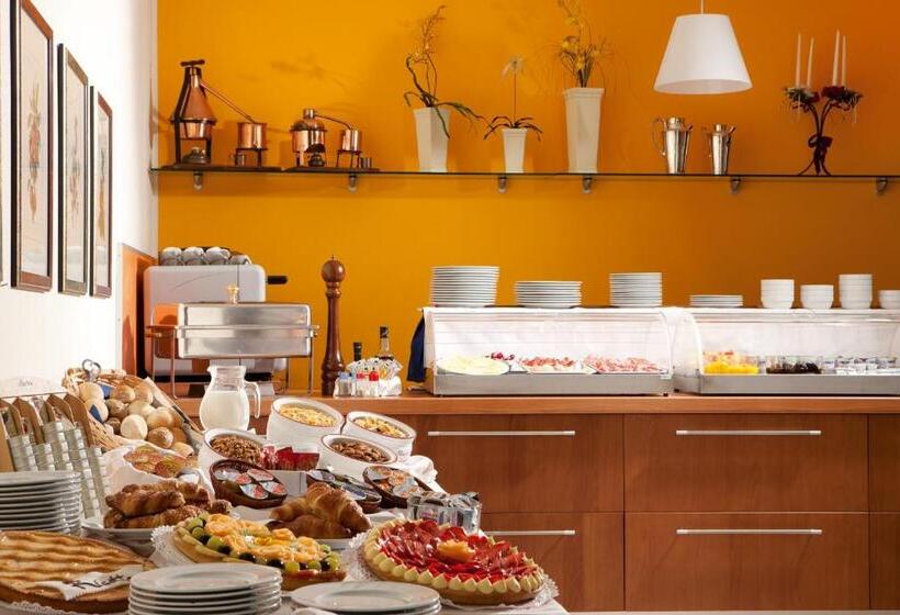 Номер Стандарт Трехместный, Best Western Titian Inn Hotel Venice Airport