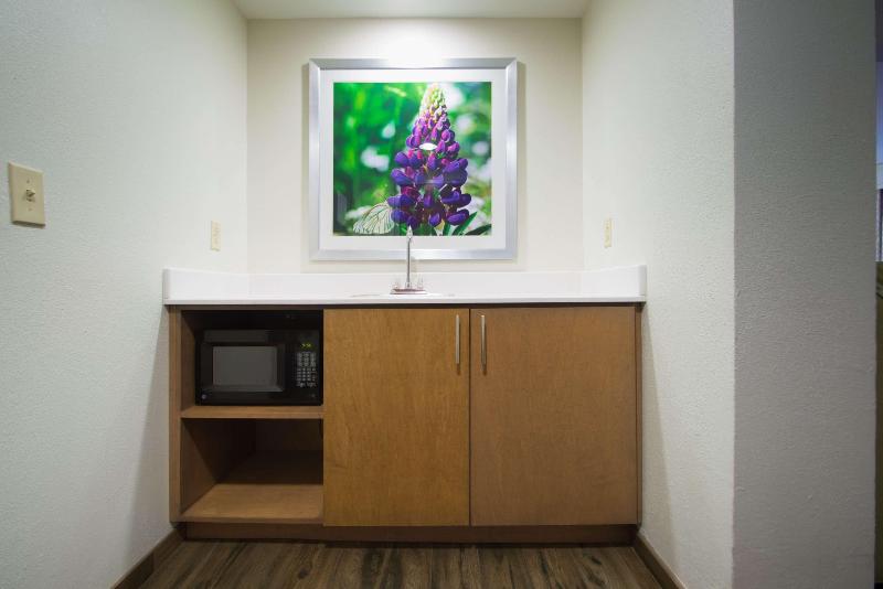 스탠다드 스튜디오 킹침대, Hampton Inn & Suites Wilson I 95