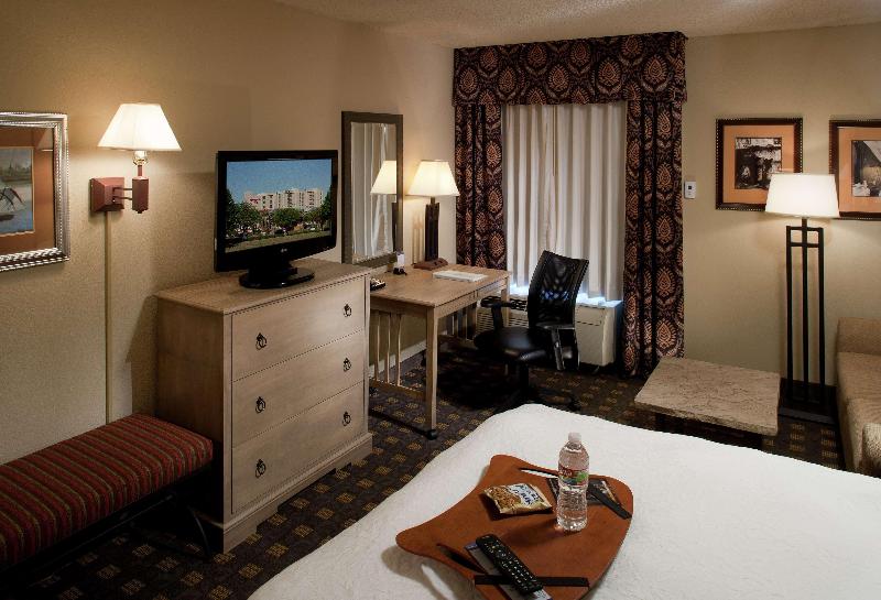 Номер Стандарт, Hampton Inn Austinround Rock