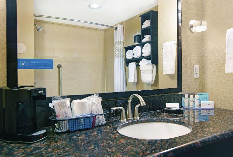 Стандартный Номер Кровать Кинг, Hampton Inn Biloxi