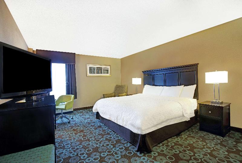 Стандартный Номер Кровать Кинг, Hampton Inn Biloxi