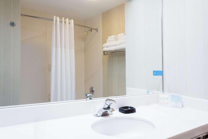 Стандартный Номер Кровать Кинг, Hampton Inn Ft. Lauderdale Commercial Blvd
