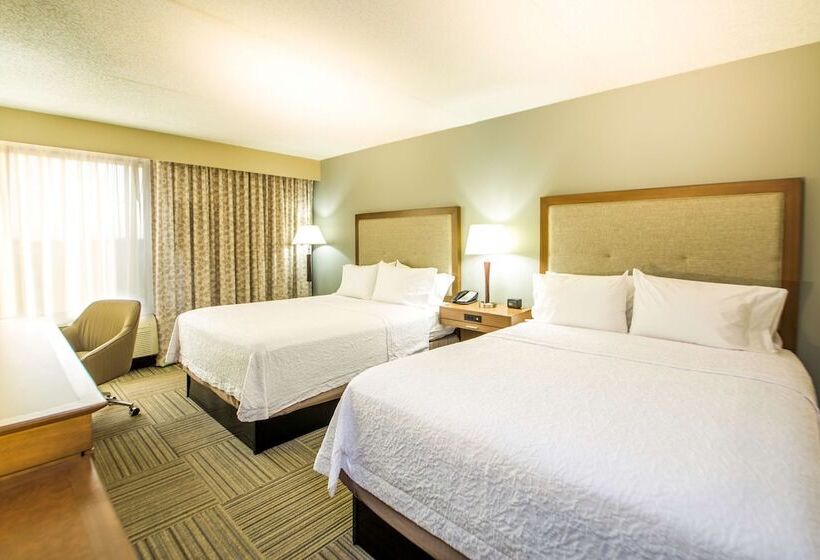 اتاق استاندارد با 2 تخت دوبل, Hampton Inn Philadelphiainternational Airport