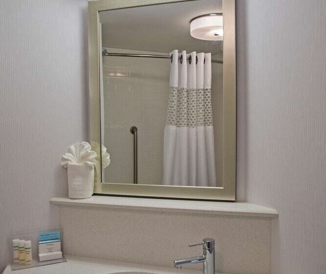 اتاق استاندارد با 2 تخت دوبل, Hampton Inn Philadelphiainternational Airport
