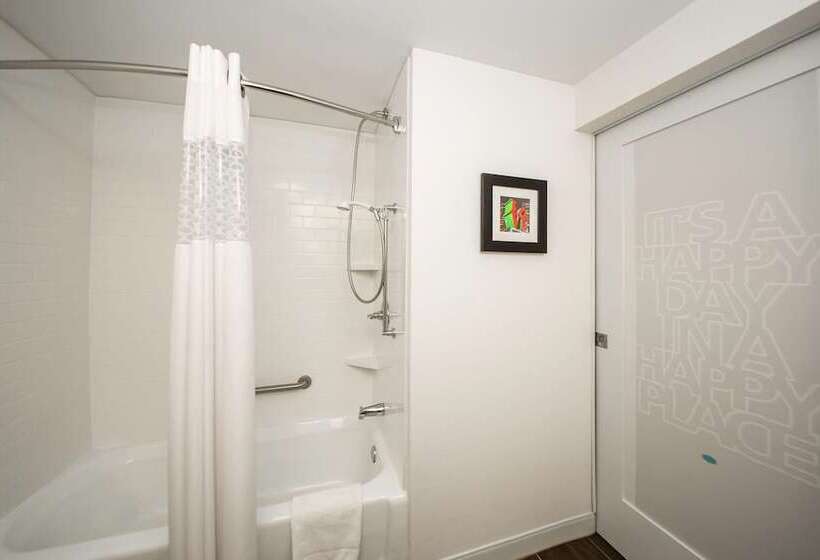 اتاق استاندارد با 2 تخت دوبل, Hampton Inn Philadelphiainternational Airport