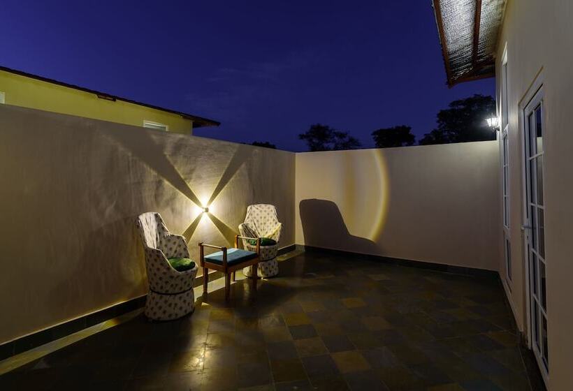 خانه 1 خوابه, Astroport Sariska Treetop By Eight Continents