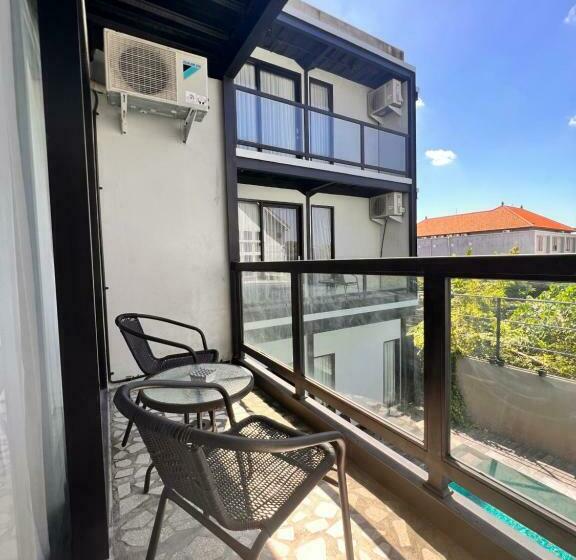 디럭스 룸, Rumah Kahyangan